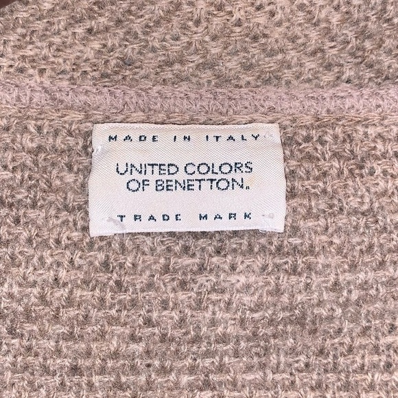 United Colors of Benetton Italian Wool Fringe Accent Toggle Button Sweater M - Picture 2 of 7